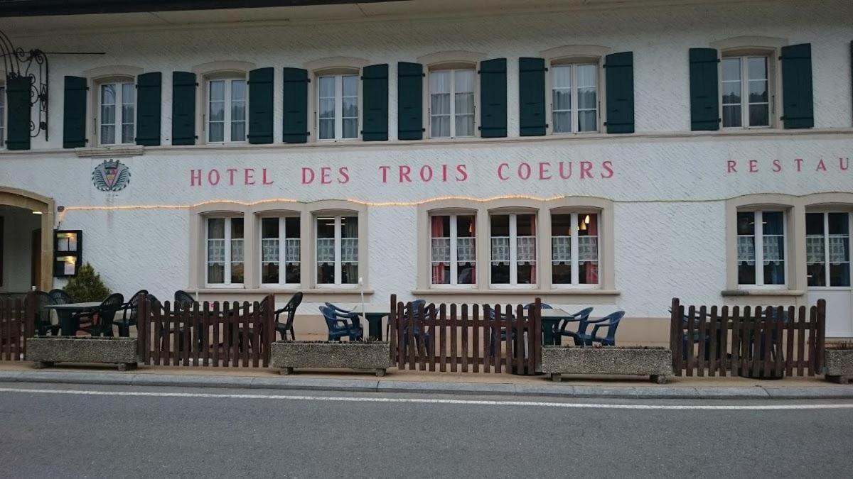Hotel-Restaurant Des 3 Coeurs Vaulion Exteriér fotografie